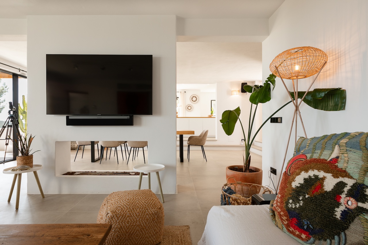 Resa Estates Ibiza for sale villa sea views koop living room 5.jpg